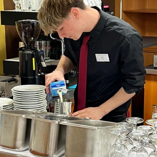 JUNIOR BARISTA